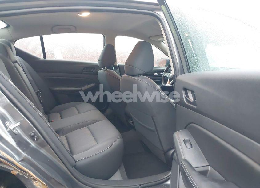 Photo 8 of 2024 Nissan Altima SV FWD (VIN 1N4BL4DV6RN333189)