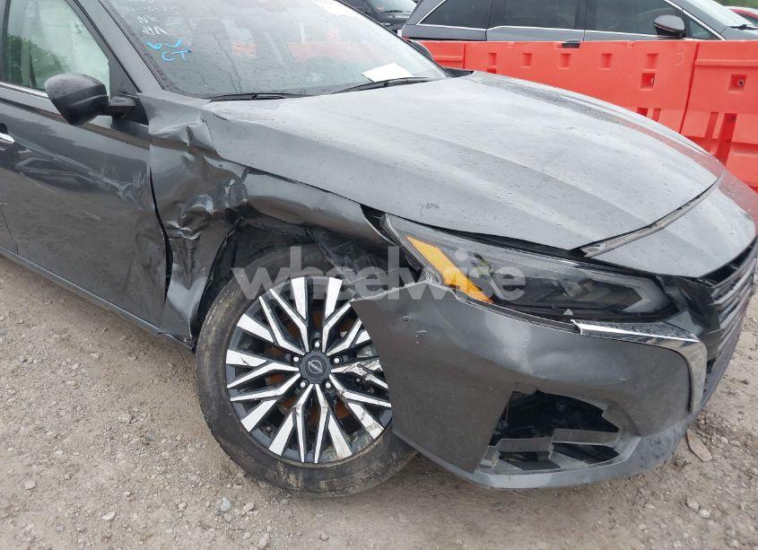 Photo 6 of 2024 Nissan Altima SV FWD (VIN 1N4BL4DV6RN334634)