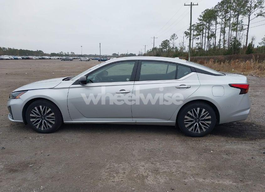 Photo 14 of 2024 Nissan Altima SV FWD (VIN 1N4BL4DV6RN341065)