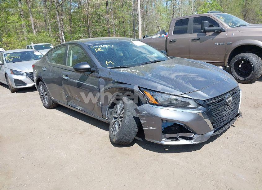 2024 Nissan Altima SV FWD (VIN 1N4BL4DV6RN354978) main photo