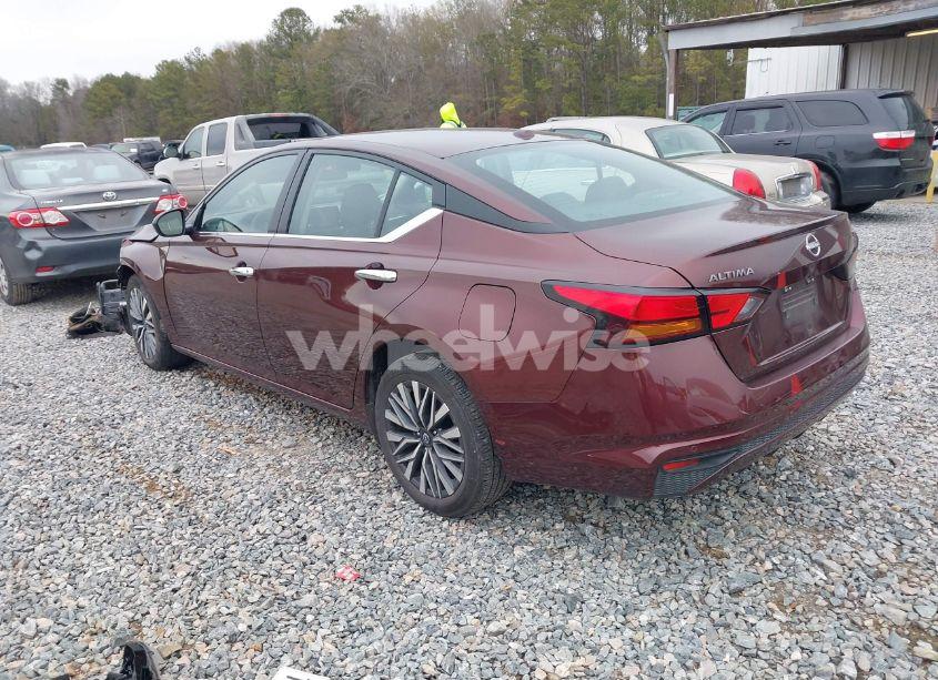 Photo 3 of 2024 Nissan Altima SV FWD (VIN 1N4BL4DV6RN356973)