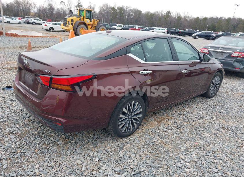 Photo 4 of 2024 Nissan Altima SV FWD (VIN 1N4BL4DV6RN356973)