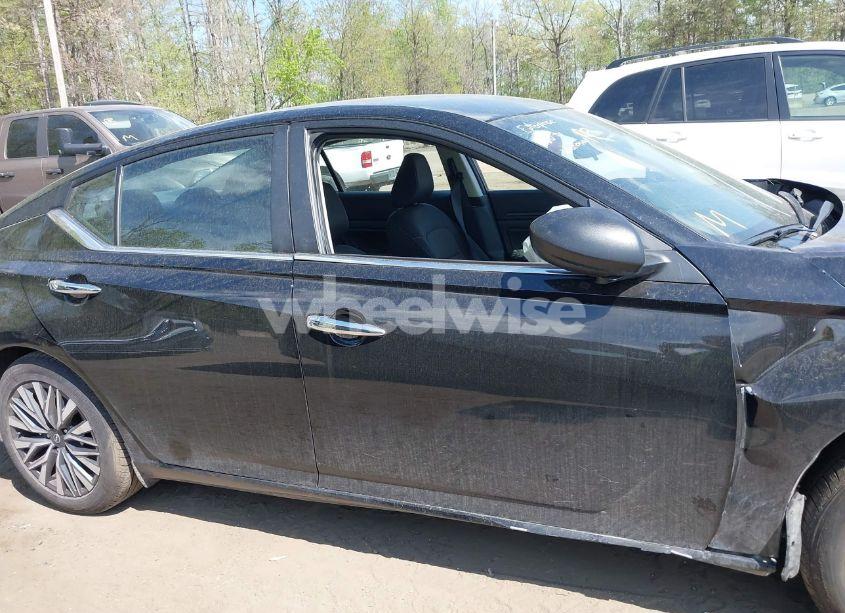 Photo 12 of 2024 Nissan Altima SV FWD (VIN 1N4BL4DV6RN365012)