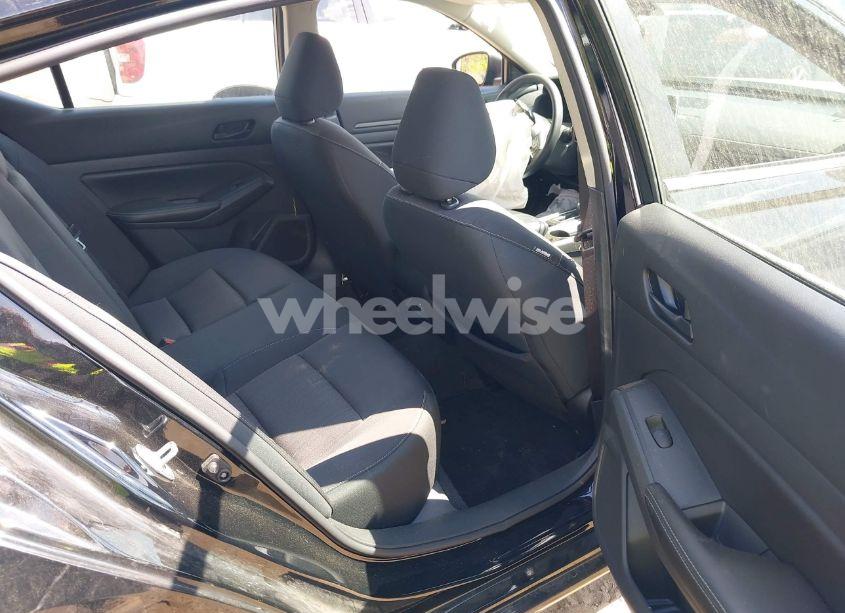 Photo 8 of 2024 Nissan Altima SV FWD (VIN 1N4BL4DV6RN365012)