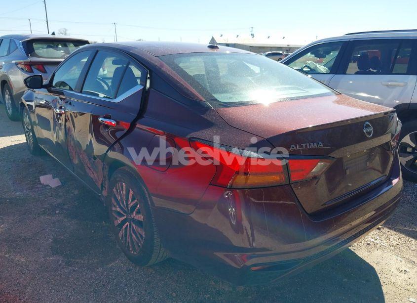 Photo 3 of 2024 Nissan Altima SV FWD (VIN 1N4BL4DV6RN373742)