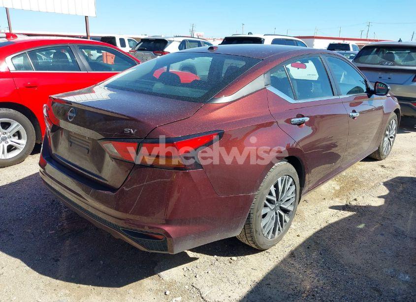 Photo 4 of 2024 Nissan Altima SV FWD (VIN 1N4BL4DV6RN373742)
