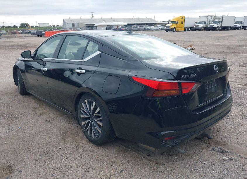 Photo 3 of 2024 Nissan Altima SV FWD (VIN 1N4BL4DV6RN377371)