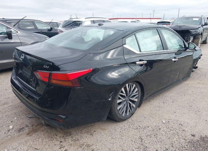 Photo 4 of 2024 Nissan Altima SV FWD (VIN 1N4BL4DV6RN377371)