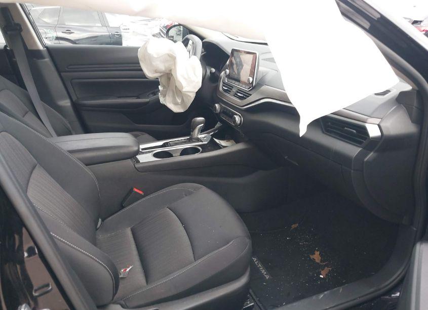 Photo 5 of 2024 Nissan Altima SV FWD (VIN 1N4BL4DV6RN377371)