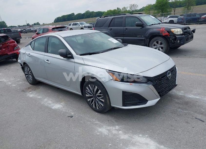 2024 Nissan Altima SV FWD (VIN 1N4BL4DV6RN378844) main photo