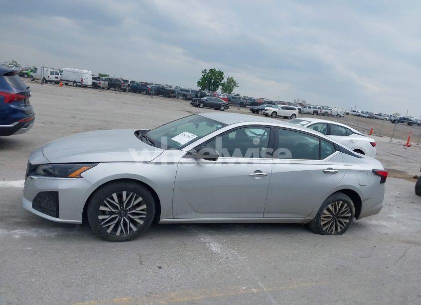 Photo 14 of 2024 Nissan Altima SV FWD (VIN 1N4BL4DV6RN378844)