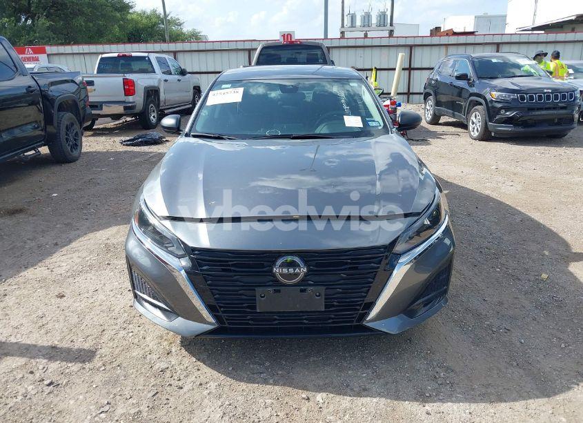 Photo 12 of 2024 Nissan Altima SV FWD (VIN 1N4BL4DV6RN381159)