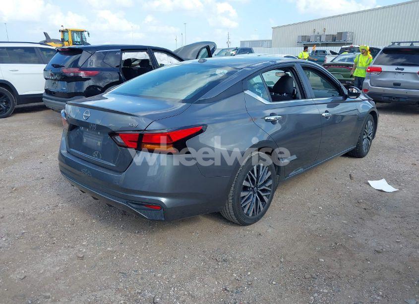 Photo 4 of 2024 Nissan Altima SV FWD (VIN 1N4BL4DV6RN381159)