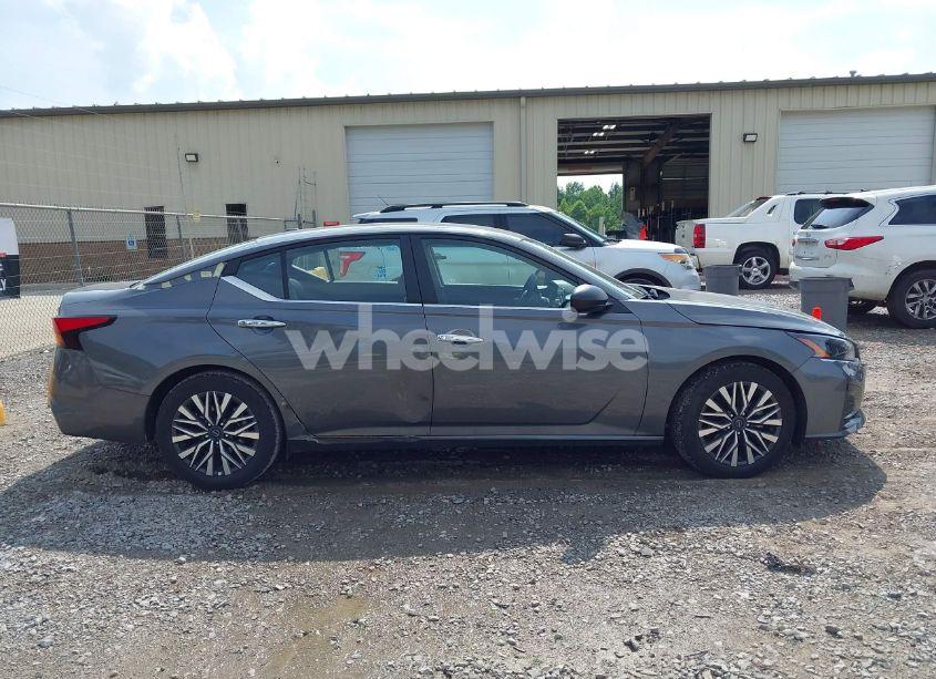 Photo 13 of 2024 Nissan Altima SV FWD (VIN 1N4BL4DV6RN430442)