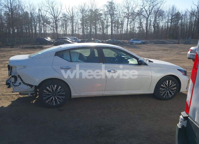 Photo 14 of 2025 Nissan Altima SV FWD (VIN 1N4BL4DV6SN306130)