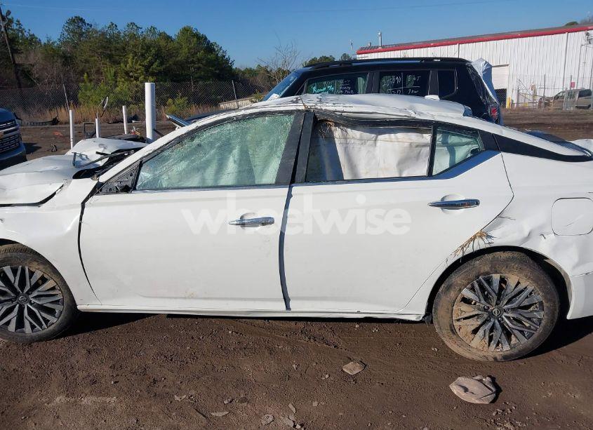 Photo 13 of 2025 Nissan Altima SV FWD (VIN 1N4BL4DV6SN312638)