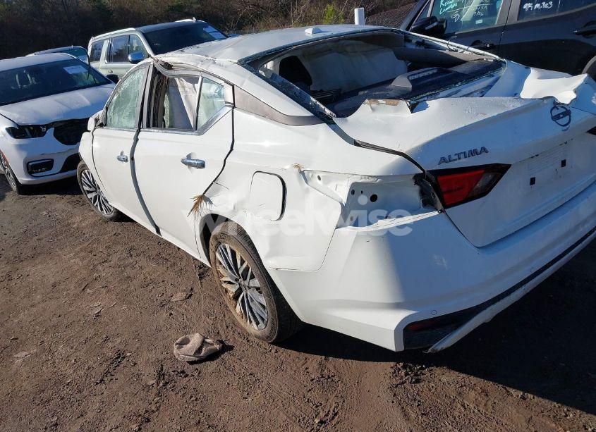 Photo 3 of 2025 Nissan Altima SV FWD (VIN 1N4BL4DV6SN312638)