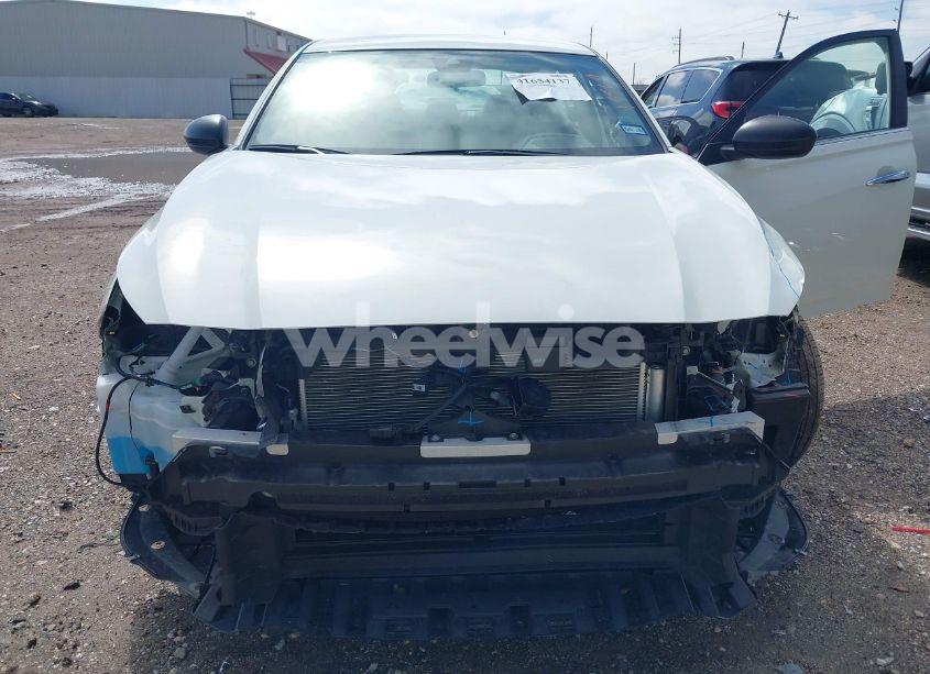 Photo 6 of 2025 Nissan Altima SV FWD (VIN 1N4BL4DV6SN313823)