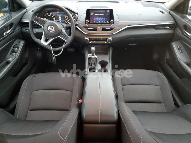 Photo 3 of 2025 NISSAN ALTIMA SV (VIN 1N4BL4DV6SN352234)