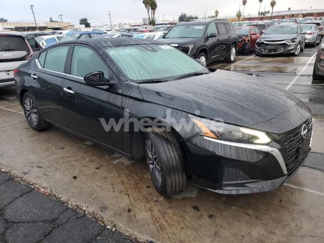 Photo 6 of 2025 NISSAN ALTIMA SV (VIN 1N4BL4DV6SN352234)