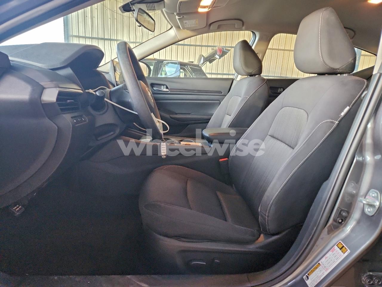 Photo 7 of 2025 NISSAN ALTIMA SV (VIN 1N4BL4DV6SN360088)