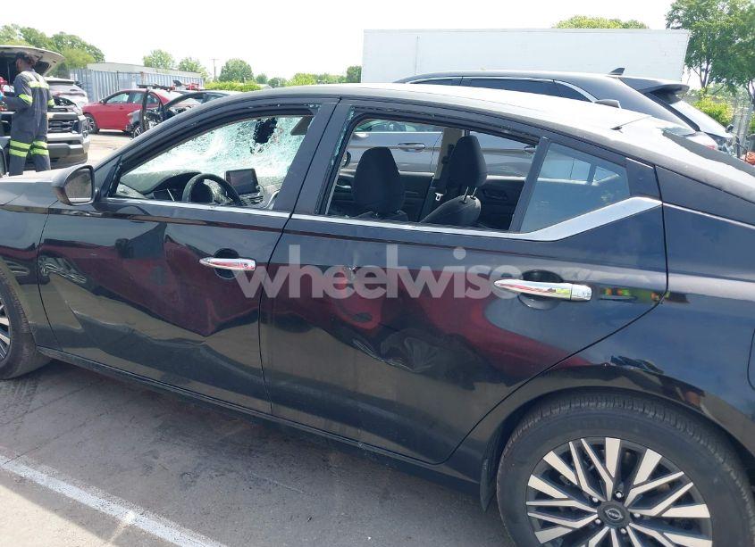 Photo 14 of 2025 Nissan Altima SV FWD (VIN 1N4BL4DV6SN377960)