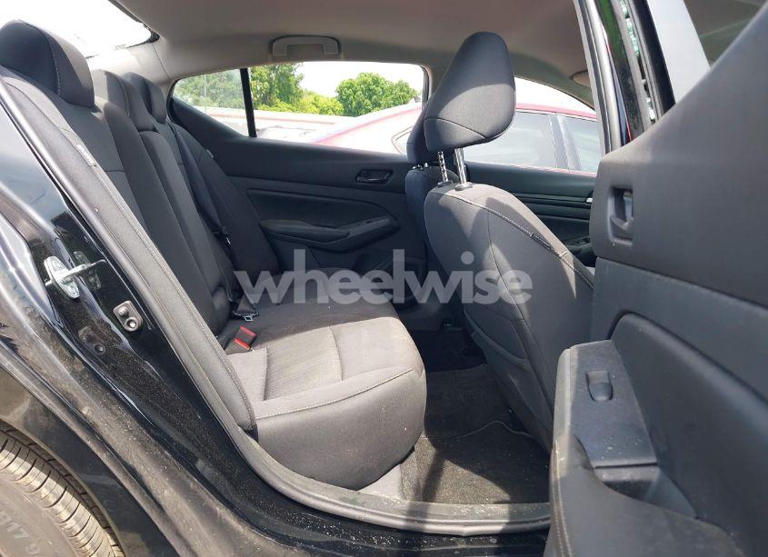 Photo 8 of 2025 Nissan Altima SV FWD (VIN 1N4BL4DV6SN377960)