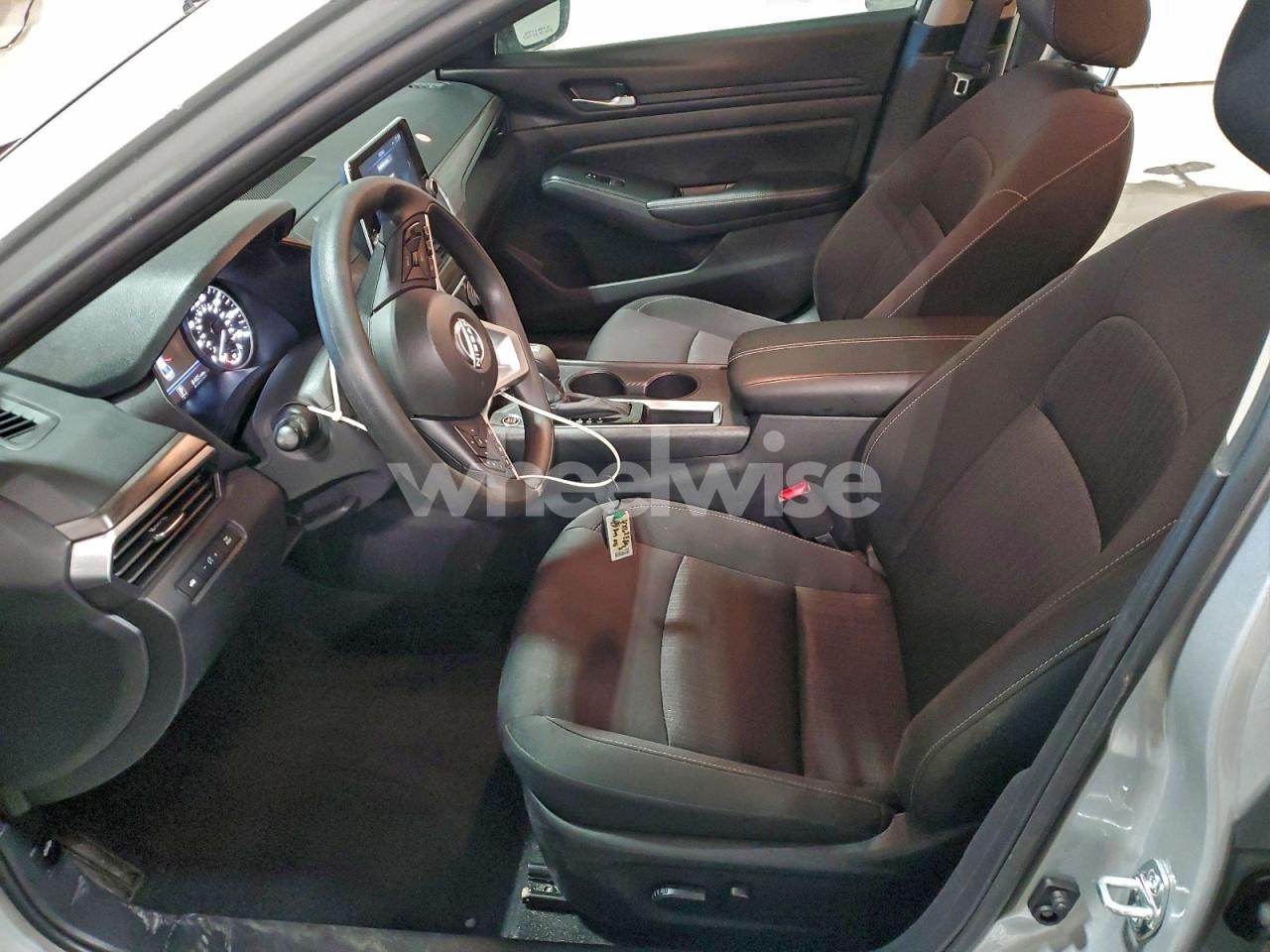 Photo 7 of 2025 NISSAN ALTIMA SV (VIN 1N4BL4DV6SN387775)