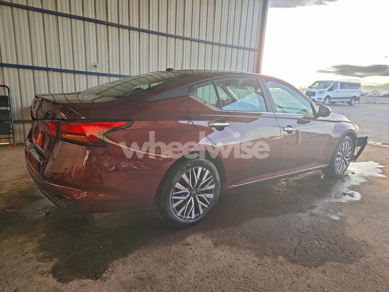 Photo 3 of 2025 NISSAN ALTIMA SV (VIN 1N4BL4DV6SN389736)