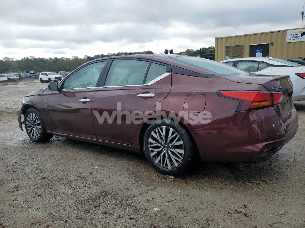 Photo 2 of 2025 NISSAN ALTIMA SV (VIN 1N4BL4DV6SN394287)