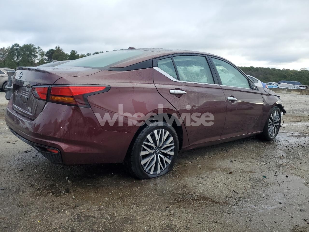 Photo 3 of 2025 NISSAN ALTIMA SV (VIN 1N4BL4DV6SN394287)