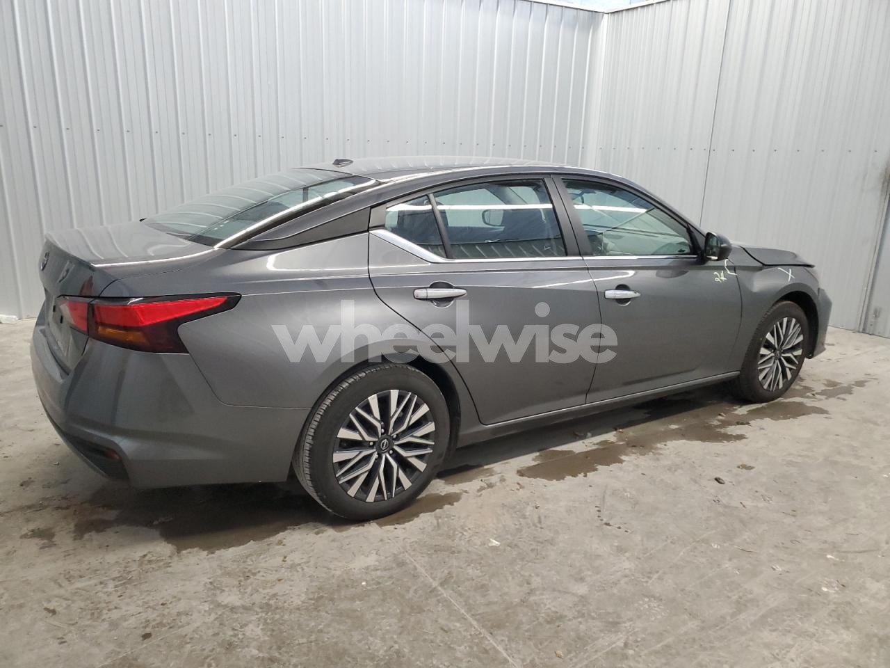 Photo 3 of 2025 NISSAN ALTIMA SV (VIN 1N4BL4DV6SN404042)