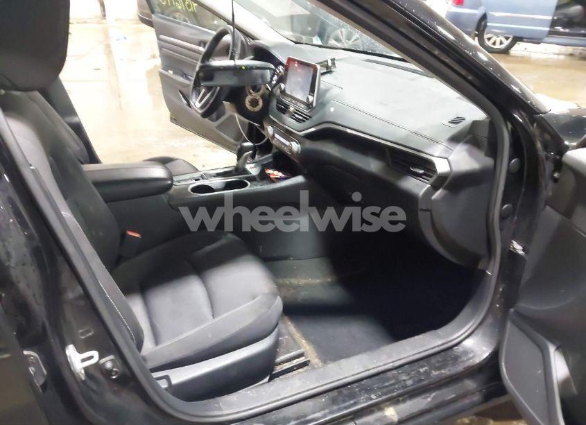 Photo 5 of 2020 Nissan Altima SV FWD (VIN 1N4BL4DV7LC127723)