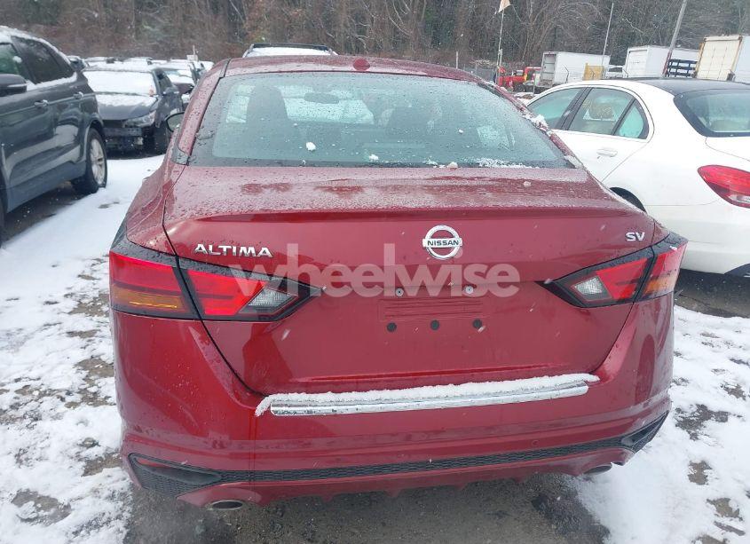 Photo 16 of 2021 Nissan Altima SV FWD (VIN 1N4BL4DV7MN315521)