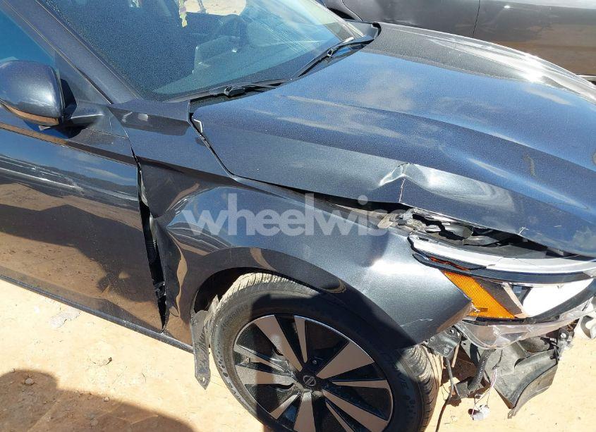 Photo 6 of 2021 Nissan Altima SV FWD (VIN 1N4BL4DV7MN325871)