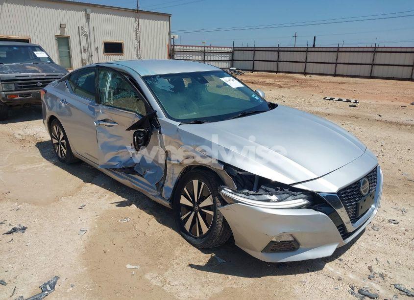 2021 Nissan Altima SV FWD (VIN 1N4BL4DV7MN335798) main photo