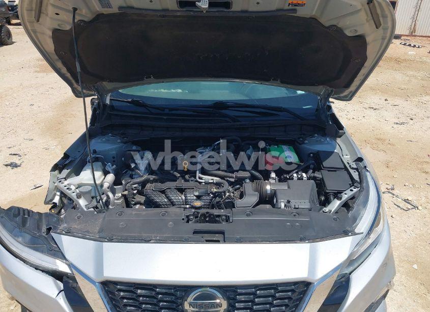 Photo 10 of 2021 Nissan Altima SV FWD (VIN 1N4BL4DV7MN335798)