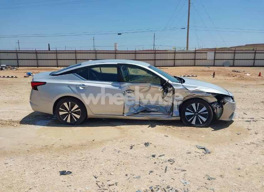 Photo 13 of 2021 Nissan Altima SV FWD (VIN 1N4BL4DV7MN335798)