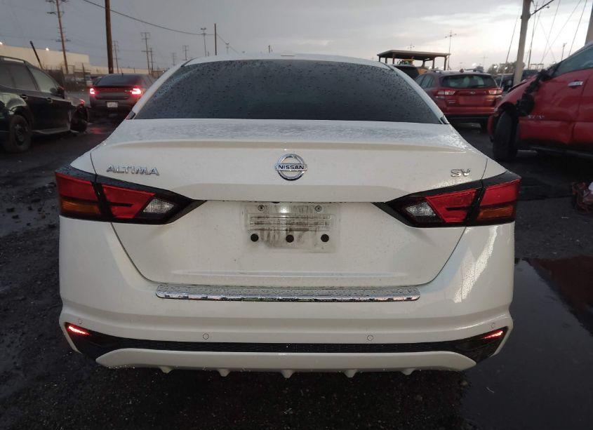 Photo 15 of 2021 Nissan Altima SV FWD (VIN 1N4BL4DV7MN356327)