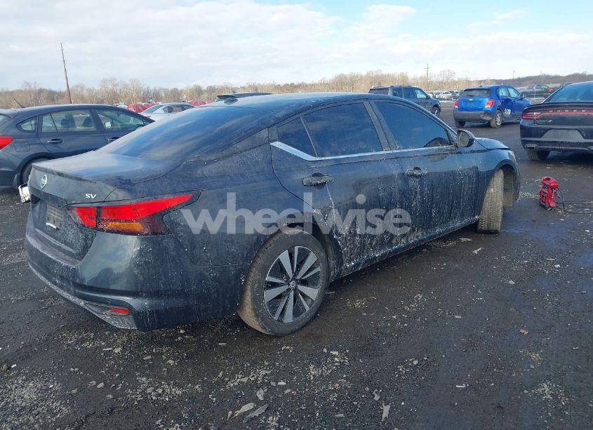 Photo 4 of 2021 Nissan Altima SV FWD (VIN 1N4BL4DV7MN361706)