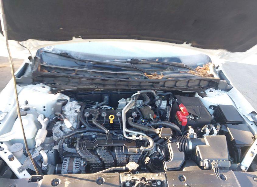 Photo 10 of 2021 Nissan Altima SV FWD (VIN 1N4BL4DV7MN387903)