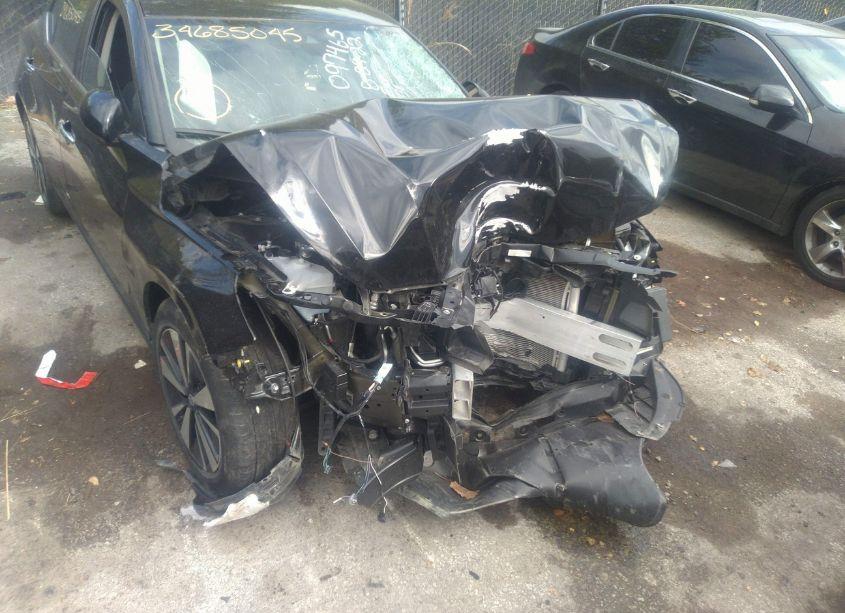 Photo 6 of 2021 Nissan Altima SV FWD (VIN 1N4BL4DV7MN397945)