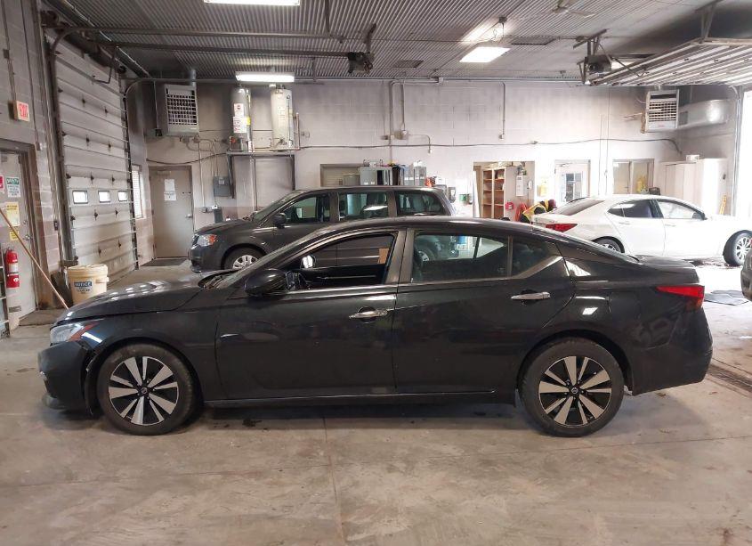 Photo 14 of 2022 Nissan Altima SV FWD (VIN 1N4BL4DV7NN314659)