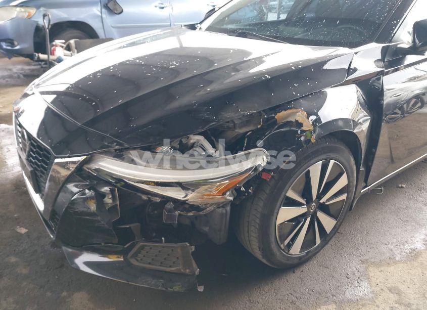 Photo 6 of 2022 Nissan Altima SV FWD (VIN 1N4BL4DV7NN324141)