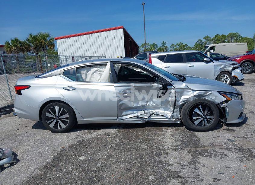 Photo 13 of 2022 Nissan Altima SV FWD (VIN 1N4BL4DV7NN410422)