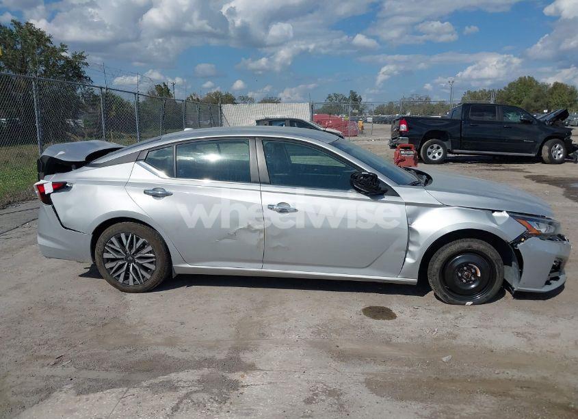 Photo 14 of 2023 Nissan Altima SV FWD (VIN 1N4BL4DV7PN340259)