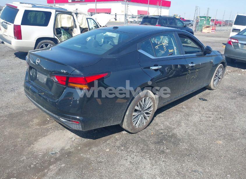 Photo 4 of 2023 Nissan Altima SV FWD (VIN 1N4BL4DV7PN387968)