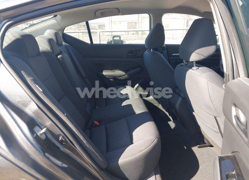 Photo 8 of 2023 Nissan Altima SV FWD (VIN 1N4BL4DV7PN398839)