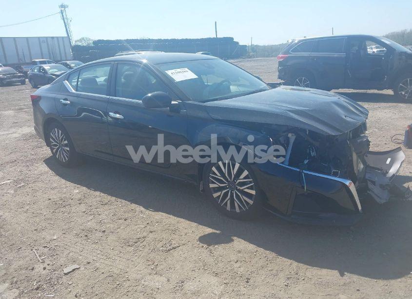 2023 Nissan Altima SV FWD (VIN 1N4BL4DV7PN404915) main photo