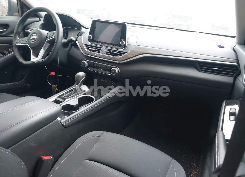 Photo 5 of 2023 Nissan Altima SV FWD (VIN 1N4BL4DV7PN413629)